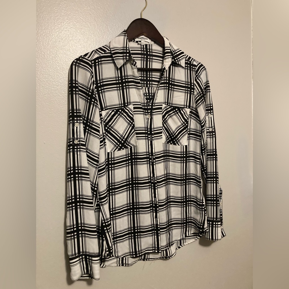 Express Women’s Button-down blouse